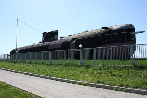 r02