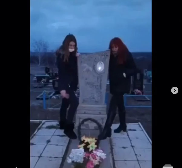 mogila2
