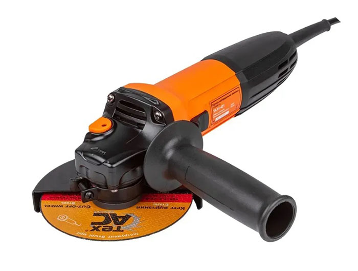 Спасти дачу от катастрофы или как ушм болгарка помогает в быту